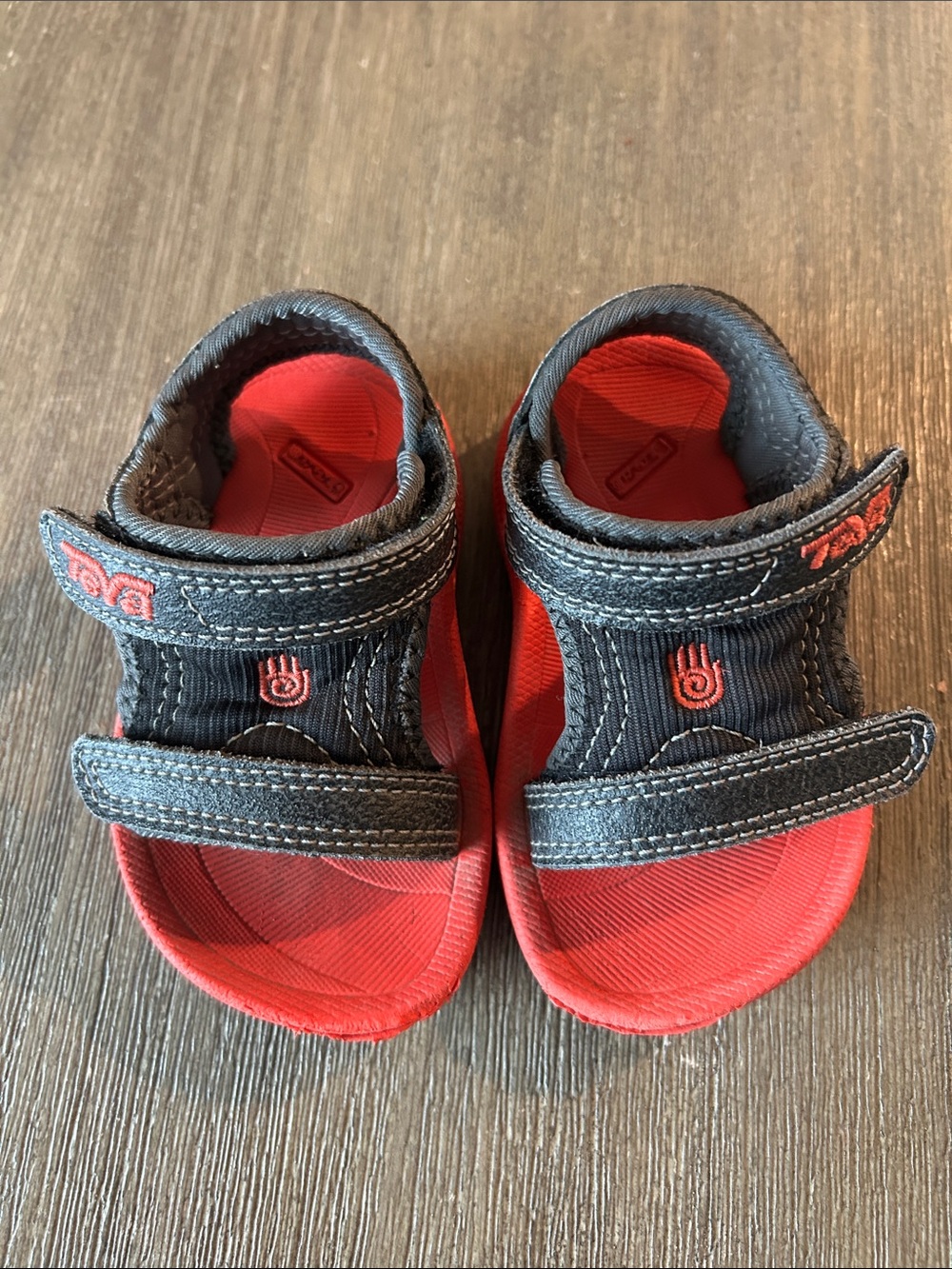 Teva Kids Red and Black Hook-and-Loop Sandals, Sz. 4.